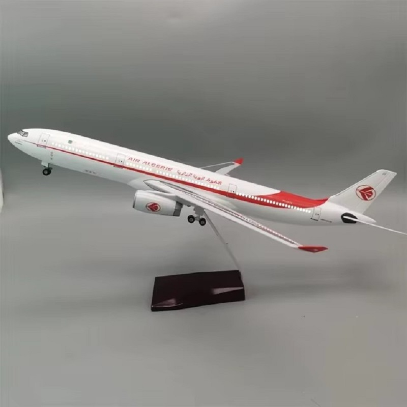 Model Pesawat Mainan Skala 47c - Model Airplane Plastic ulasan dan harga