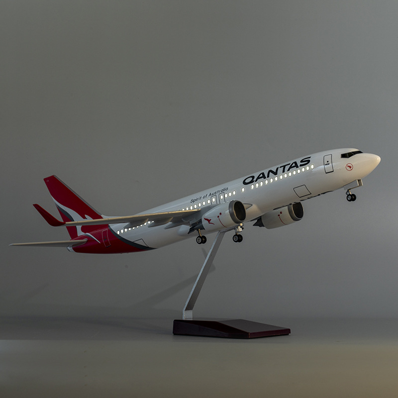 Model Pesawat Resin 47cm Qanta - Model Airplane Plastic ulasan dan harga